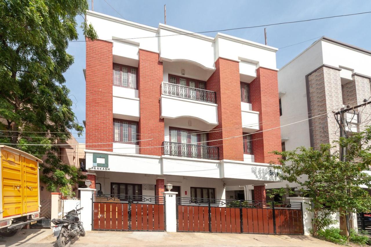 Oyo 22019 Skye Service Apartments เชนไน ภายนอก รูปภาพ